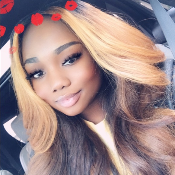 Meet your Posher, Alexa - Picture 1 of 1